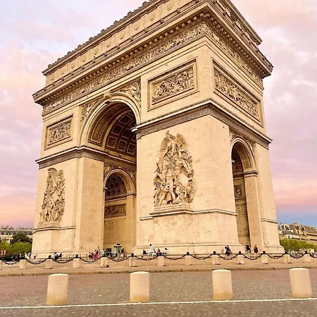 Luxueux T3 Balcon,10min Paris& Cuisine Equipee Apartment