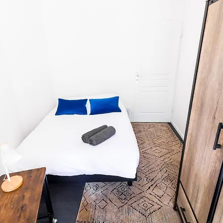 Apartment Luxueux T3 Balcon,10min Paris& Cuisine Equipee Romainville